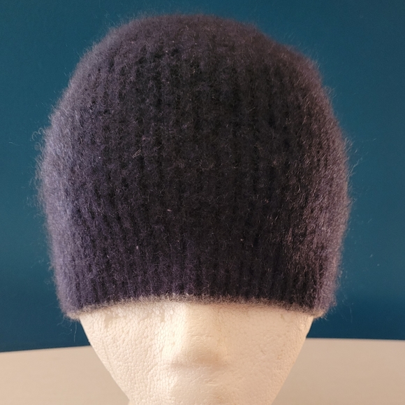 Saks Fifth Avenue 100% Cashmere Blue Beanie Soft Hat - Picture 6 of 10